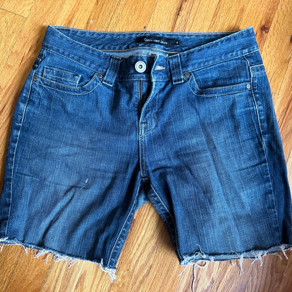 Cropped Calvin Klein Jean Shorts